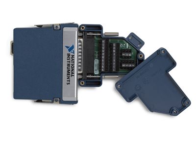  NI 9924前安装螺栓接线盒 